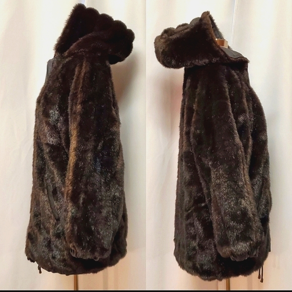 Leather Jacket, Luxurious Quality, Leather Reversible Jacket. - Picture 10 of 13